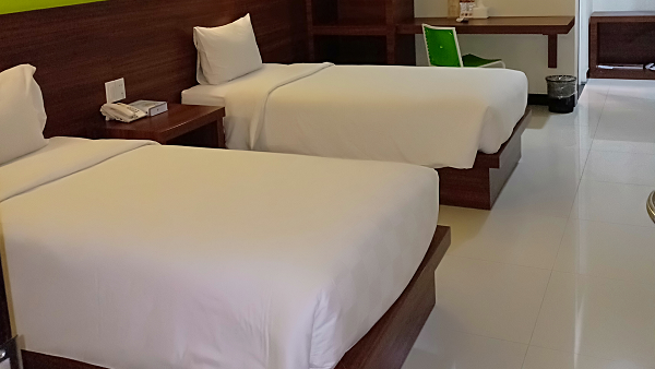 Simple Room Simple Room